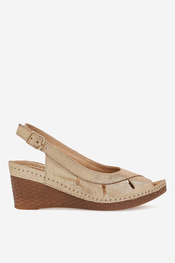 Lasocki Сандали Lasocki ЗЛАТИСТ