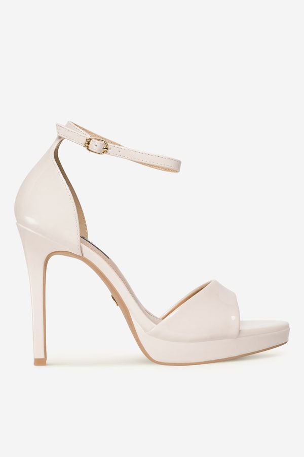 NINE WEST Сандали NINE WEST БЯЛ