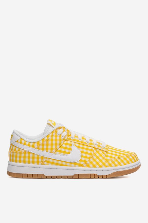 Nike Спортни обувки Nike ЖЪЛТ