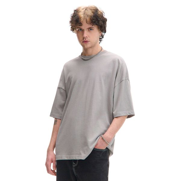 Cropp Cropp - Изчистена тениска - Светло сиво