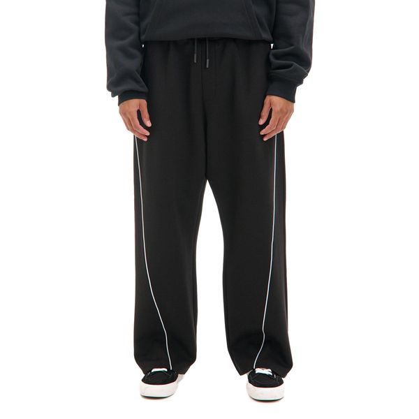 Cropp Cropp - Панталони с широк крачол - черeн