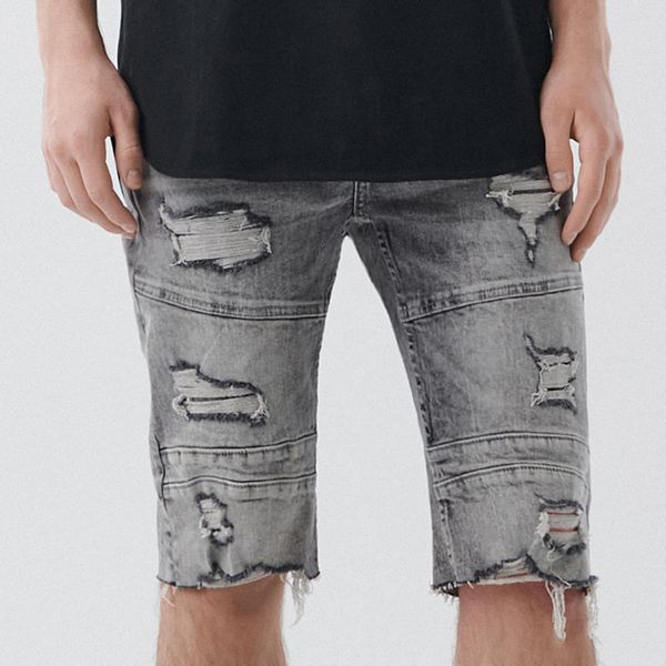 Cropp Cropp - Светлосиви къси панталони slim - Светло сиво