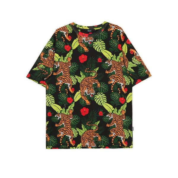 Cropp Cropp - Тениска с цялостен принт - черeн