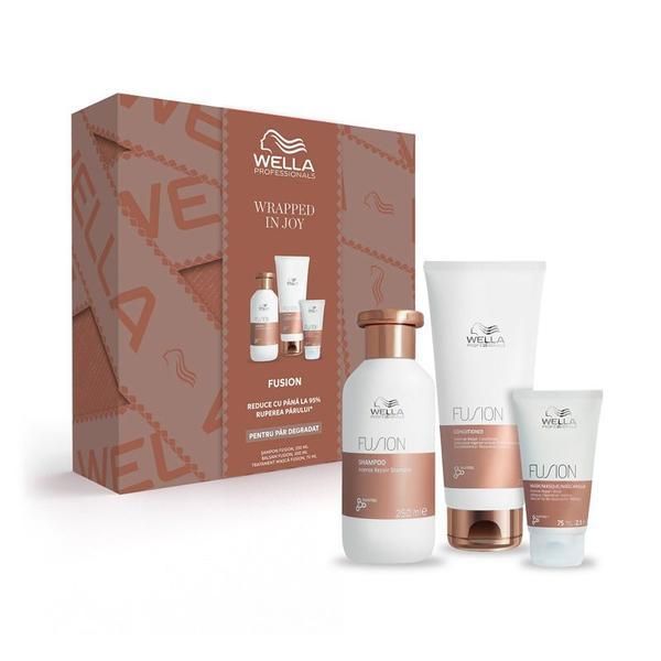 Wella Professionals Професионален възстановяващ комплект за увредена коса - Wella Professionals Fusion, ограничено издание, 250 мл + 200 мл + 75 мл