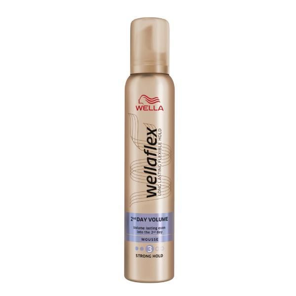 Wella Professionals Пяна за обем Strong Hold - Wella Wellaflex Mousse 2 Day Volume Strong Hold, 200 мл