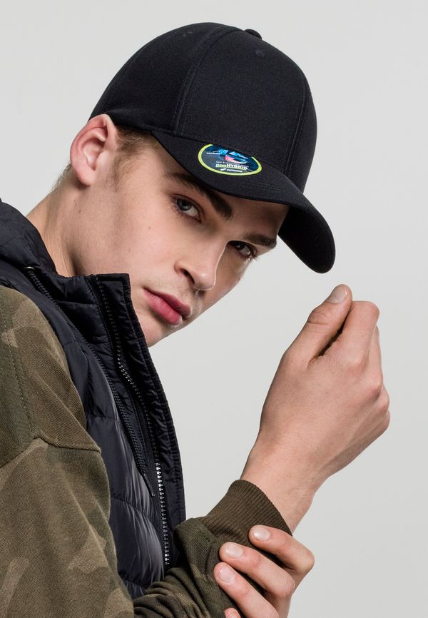 Flexfit 110 Cool & Dry Mini Pique Black