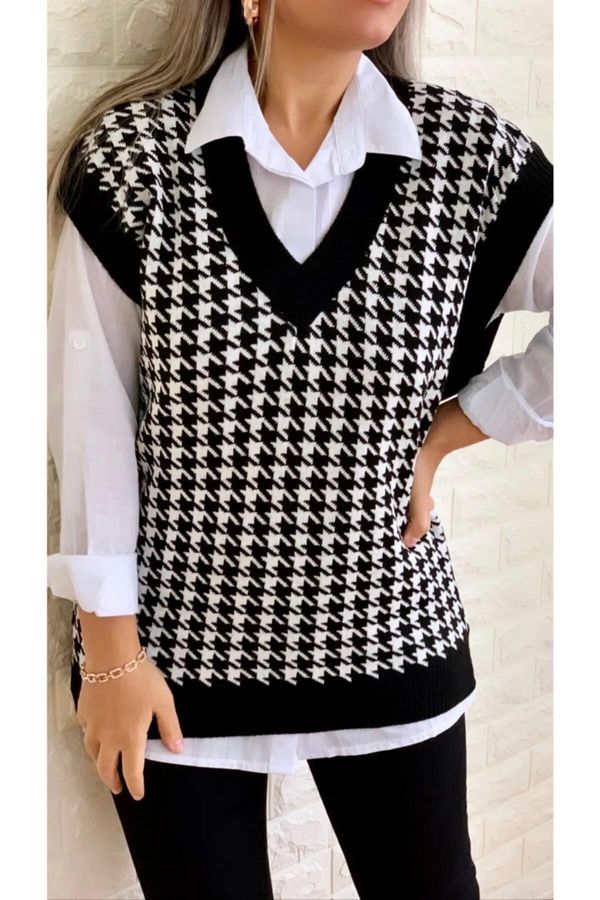 dewberry 11359 Dewberry Women Houndstooth Women Sweater-BLACK-WHITE