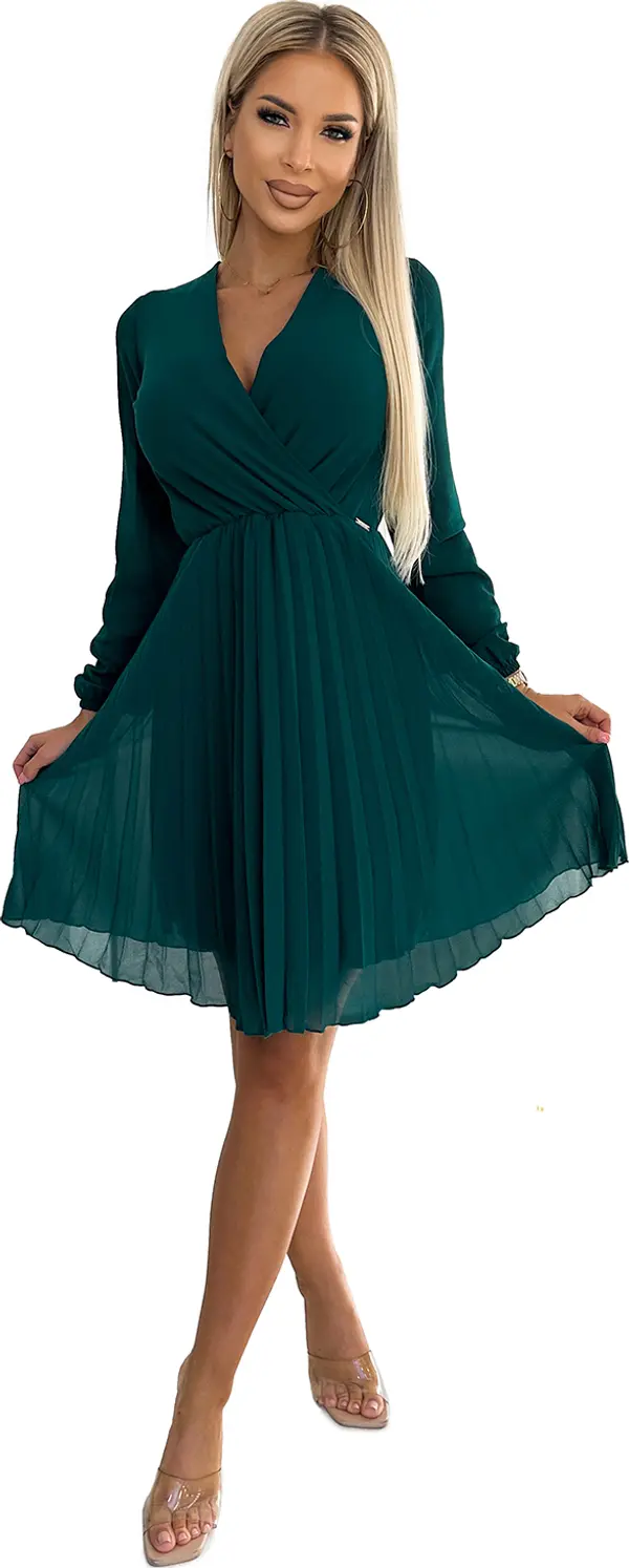 NUMOCO 313-14 ISABELLE Pleated chiffon dress with a neckline - green