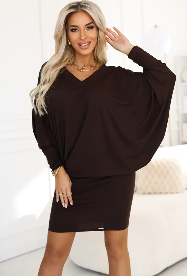 NUMOCO 402-9 Comfortable batwing dress with long sleeves - chocolate