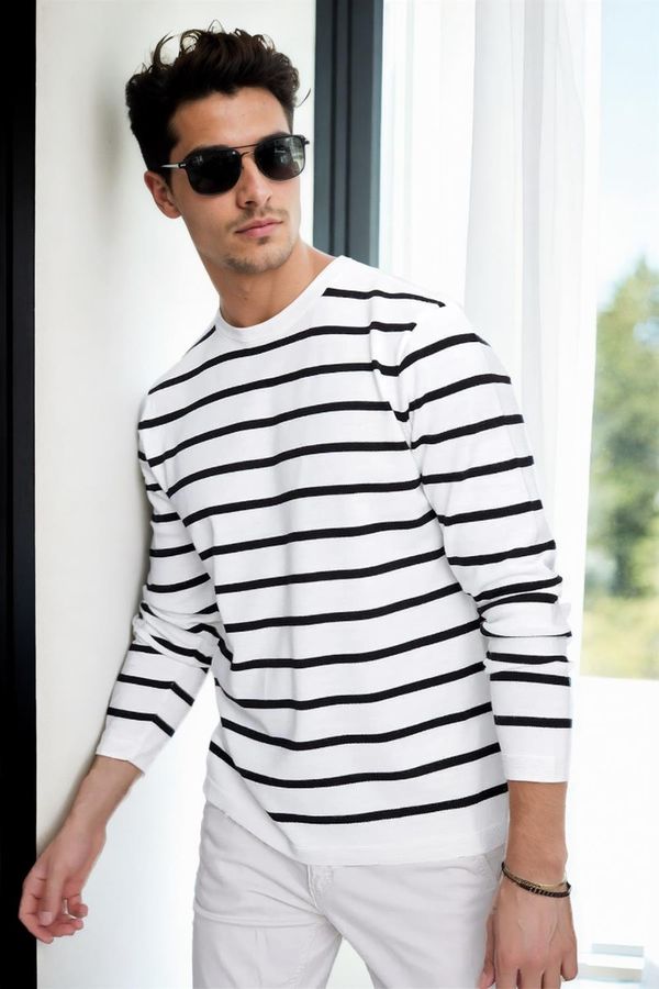 dewberry 99741 Dewberry Crew Neck Striped Casual Knitwear Sweater-EKRU