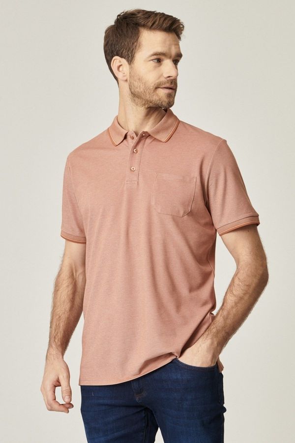 AC&Co / Altınyıldız Classics AC&Co / Altınyıldız Classics Men's Non-Shrink Cotton Fabric Regular Fit Relaxed Cut Tile-beige Roll-Up Polo Neck Pocket T-Shirt