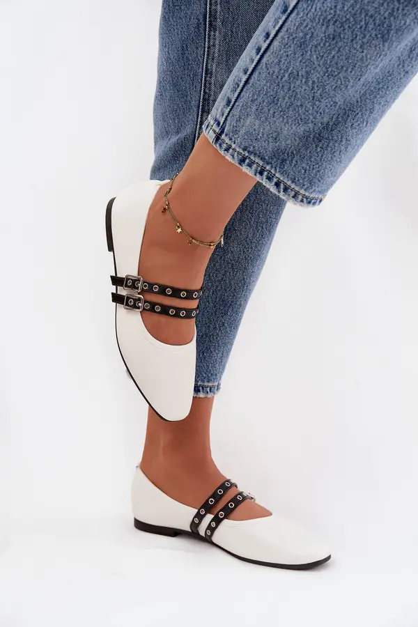 Boto Балерини с презрамки Делиора бели