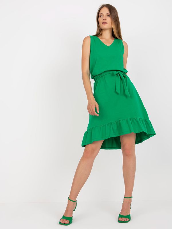 Fashionhunters Basic green dress with binding RUE PARIS