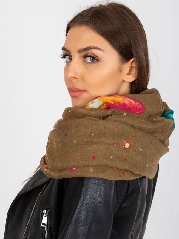 Fashionhunters Beige viscose scarf chimney