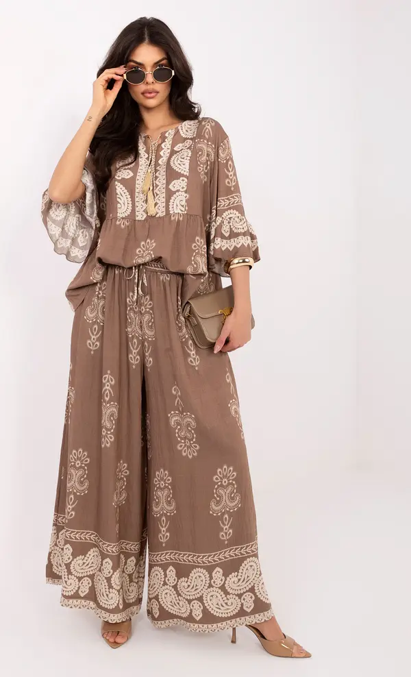 Italy Moda Бежов летен тоалет с връзки на деколтето