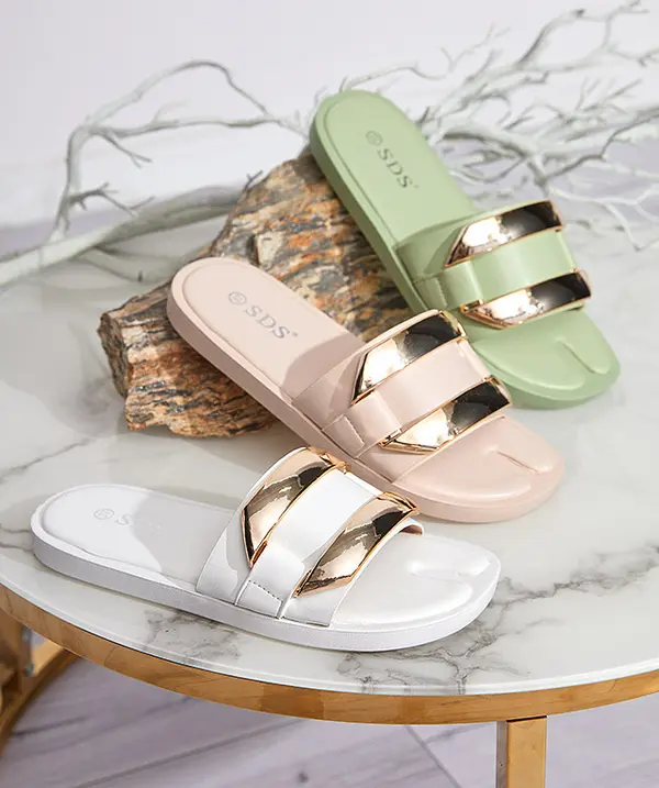 Resti Бежови дамски чехли с декорация