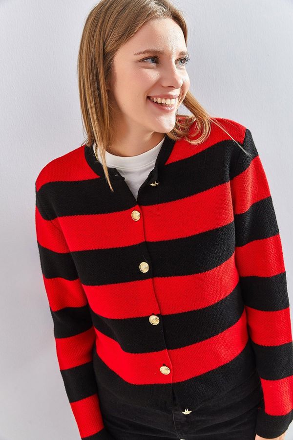 Bianco Lucci Bianco Lucci Дамска дебела раирана трикотажна жилетка с метални копчета