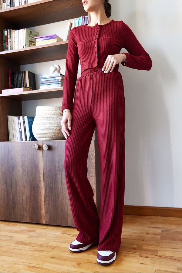 Bianco Lucci Bianco Lucci Women's Buttoned Crop Corded Top and Bottom Set