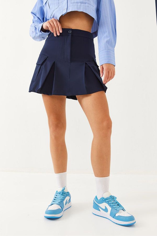 Bianco Lucci Bianco Lucci Women's Cargo Pocket Detailed Shorts Skirt 7148