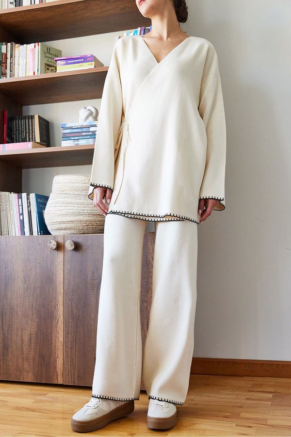 Bianco Lucci Bianco Lucci Women's Embroidered Sides Knitwear Bottom Top Suit 8034