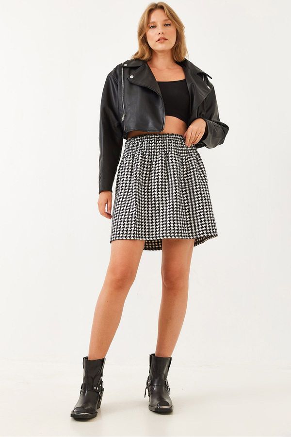Bianco Lucci Bianco Lucci Women's Gipe Detailed Houndstooth Mini Skirt 0169