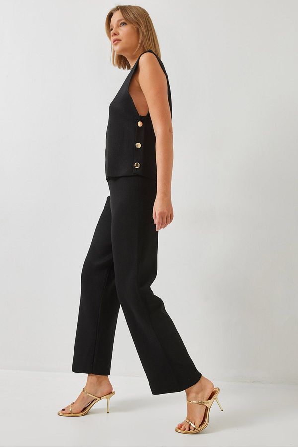 Bianco Lucci Bianco Lucci Women's Knitwear Bottom and Top Set with Button Detail on the Sides