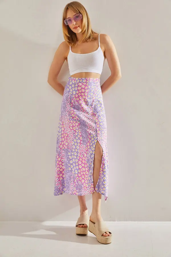 Bianco Lucci Bianco Lucci Women's Lilac Floral Skirt with Side Hidden Zipper Slit