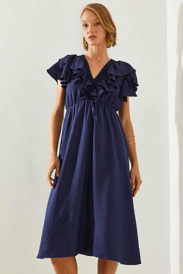 Bianco Lucci Bianco Lucci Women's Lined Ruffle Detailed V-Neck Gipel Airobin Linen Dress 5833