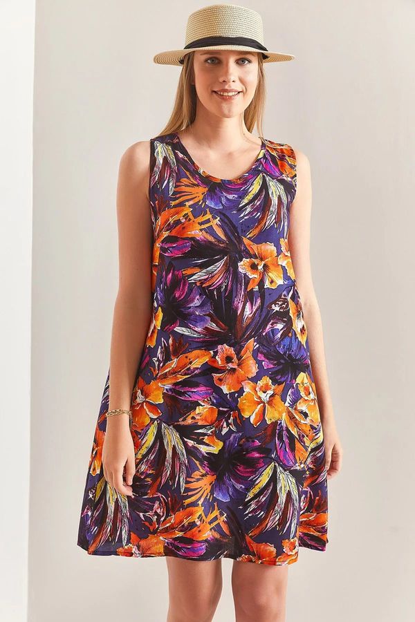 Bianco Lucci Bianco Lucci Women's Multi Patterned Viscose Dress with Low-cut Back.