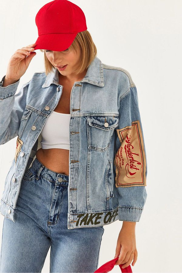 Bianco Lucci Bianco Lucci Women's Oversize Denim Jacket with Emblem and Print Detail