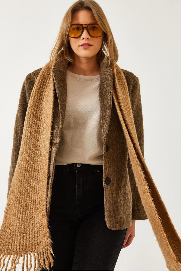 Bianco Lucci Bianco Lucci Women's Pocketed Buttoned Raised Stamp Jacket Dc 241013