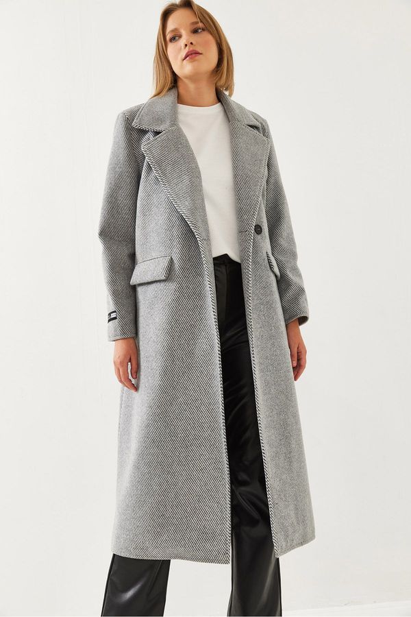 Bianco Lucci Bianco Lucci Women's Sleeve Crest Detail Long Stamp Coat 2496