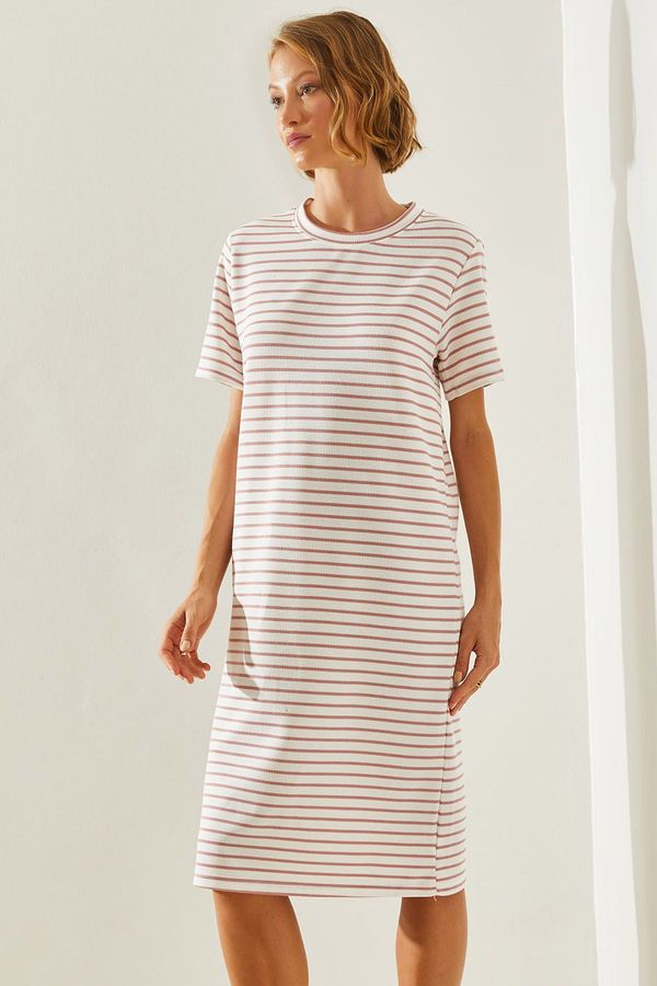 Bianco Lucci Bianco Lucci Women's Striped Seersucker Dress