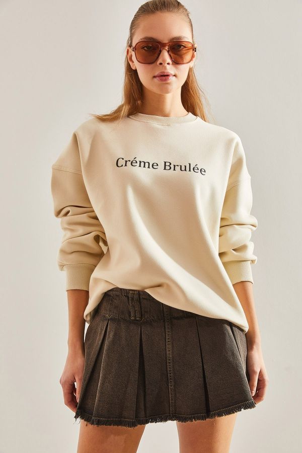 Bianco Lucci Bianco Lucci Women's Text Printed Three Thread Raised Sweatshirt