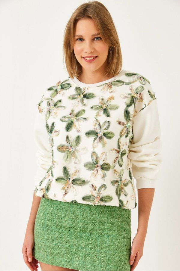 Bianco Lucci Bianco Lucci Women's Tulle Flower Detailed Three Thread Raised Sweatshirt