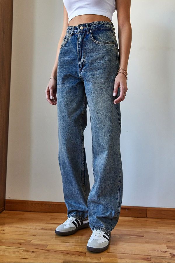 Bianco Lucci Bianco Lucci Women's Washed Denim Trousers 487