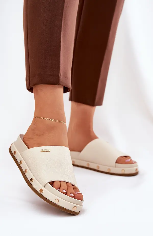 BIG STAR SHOES BIG STAR SHOES Дамски сандали на платформа Big Star NN274A746 Бежови