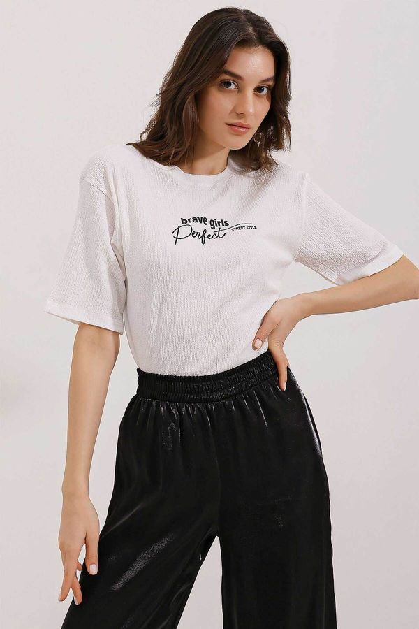 Bigdart Bigdart 0472 Printed Oversize Knitted T-Shirt - White