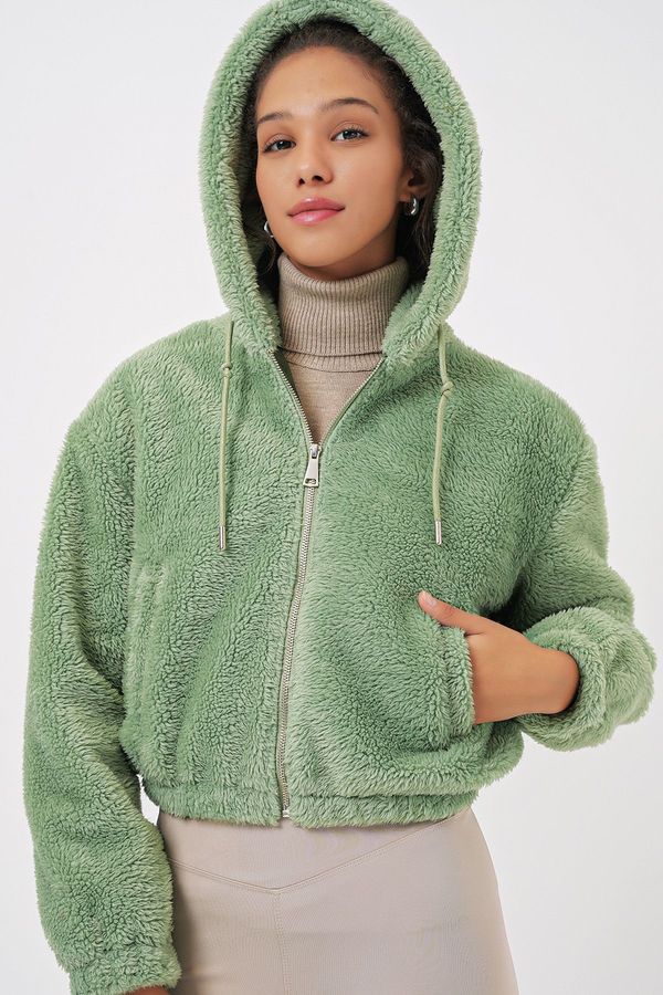 Bigdart Bigdart 5193 Hooded Plush Crop Jacket - E.Green