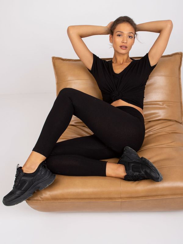 Fashionhunters Black women's short sleeve T-shirt basic made of cotton Arlette