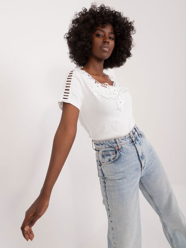 Ambitionfly Blouse-PM-BZ-GN2073.21-ecru