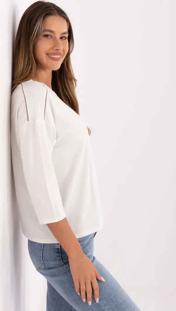 RELEVANCE Blouse-RW-BZ-A826.89-ecru