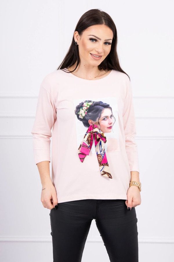Kesi Blouse with graphics and colorful bow 3D powder pink