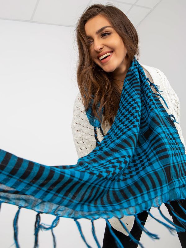 Fashionhunters Blue and black checkered scarf
