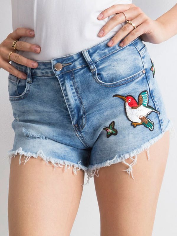 Fashionhunters Blue denim shorts with patches