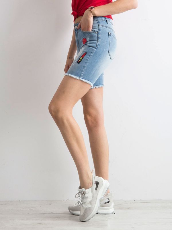 Fashionhunters Blue denim shorts with patches