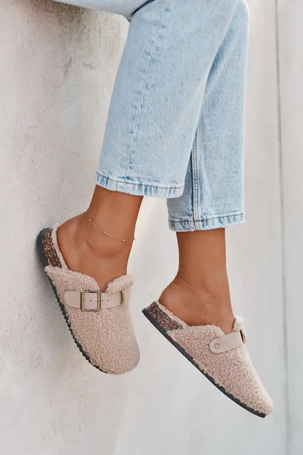 Boto Boto Дамски чехли с пухкава козина тип агне Bež Lorivine