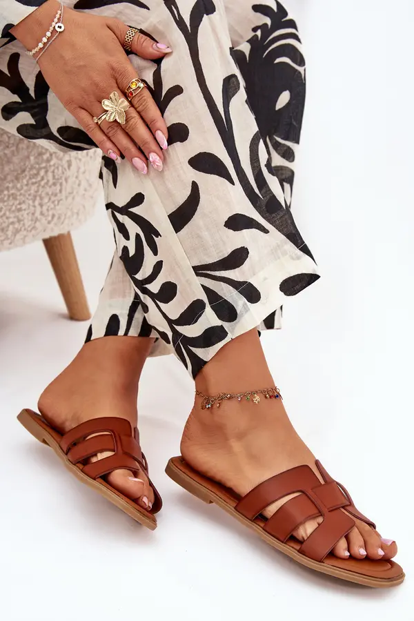 Boto Boto Дамски сандали на плосък ток Camel Mirona