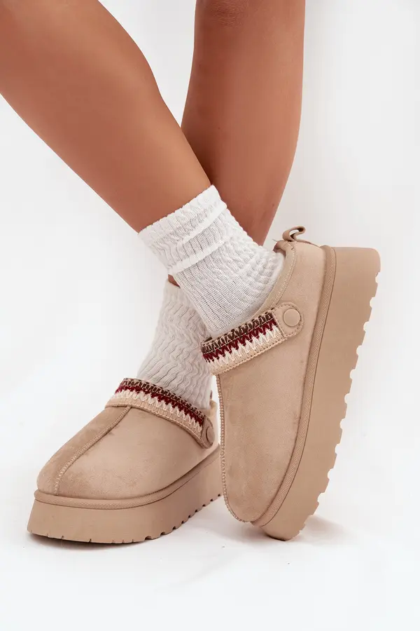 Boto Boto Дамски зимни обувки ниски с подвижна каишка и бродерия на платформа светлослонова Lyrisse