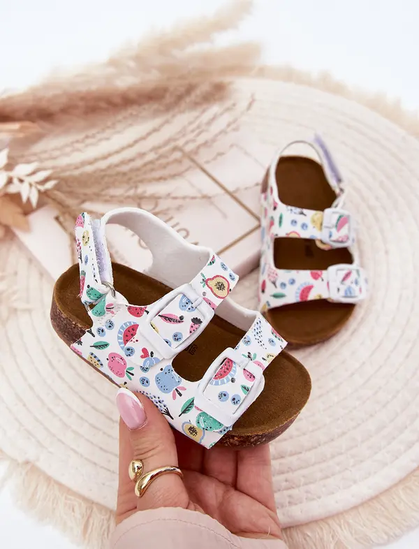 Boto Boto Детски сандали на коркова подметка с катарами плодове бели Thessa